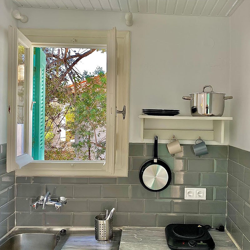 Argyris Studios Poros