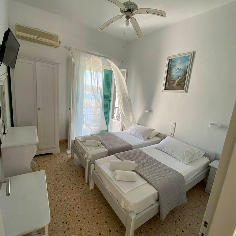 Argyris Studios Poros