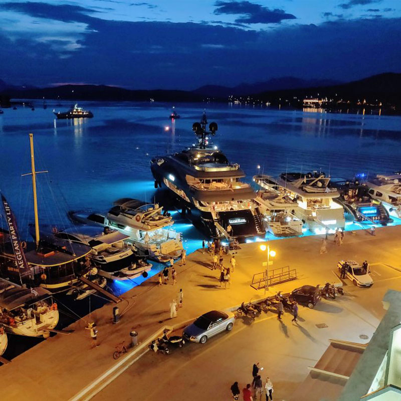 Manessi Hotel Poros