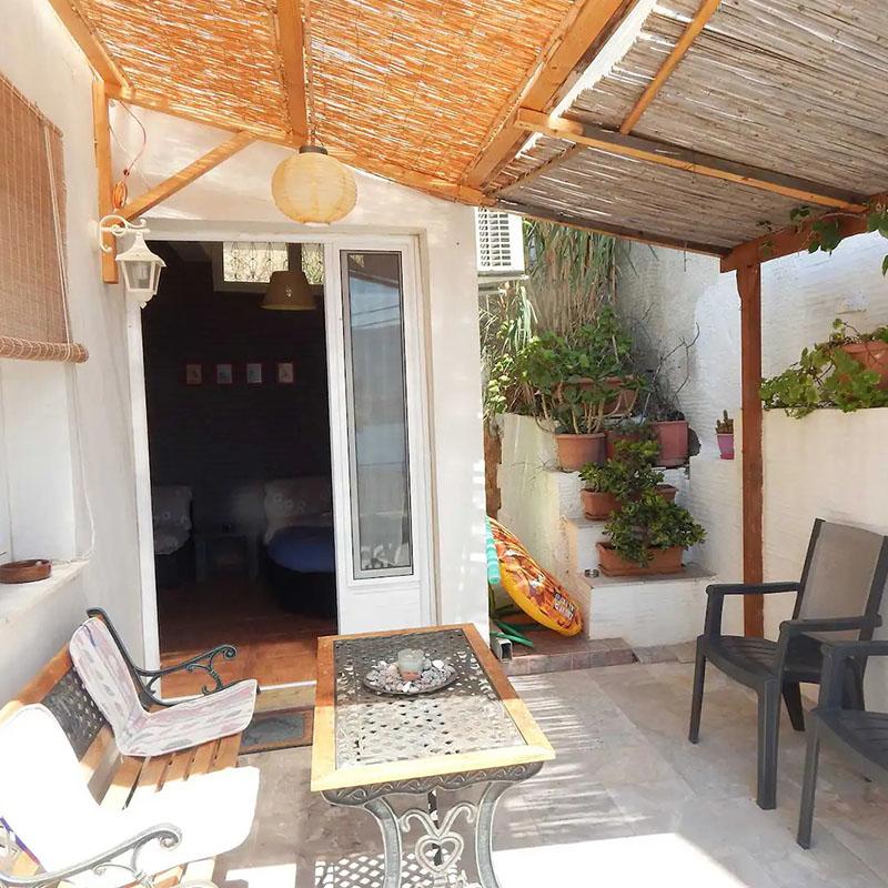 Matalena Apartments Poros