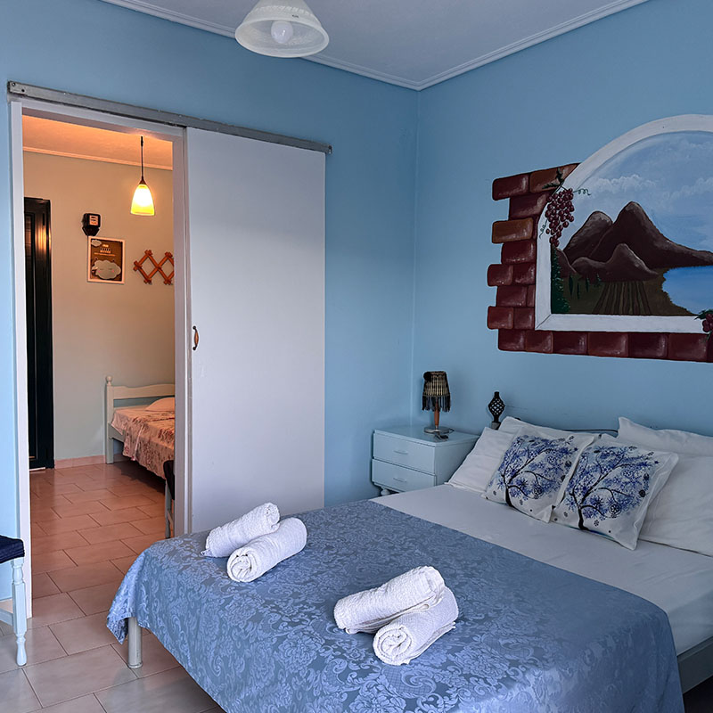 Mina Apartments Poros