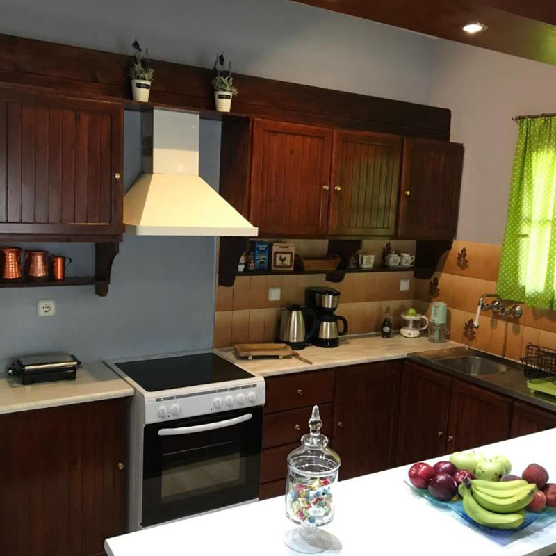 Valerie's Sweet Home Poros