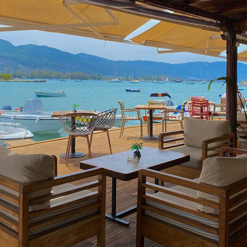 Aura Café - Coffee & Breakfast