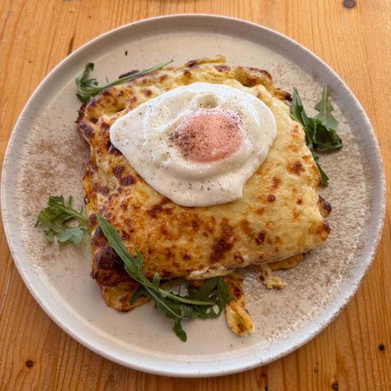 Aura Café - Coffee & Breakfast