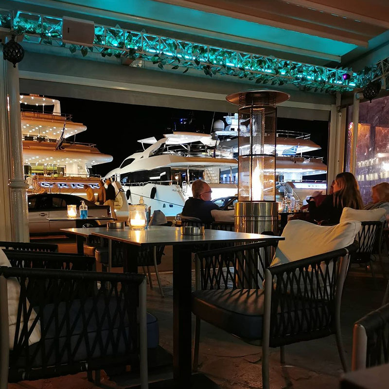 Cielo Sea Lounge Sports Bar