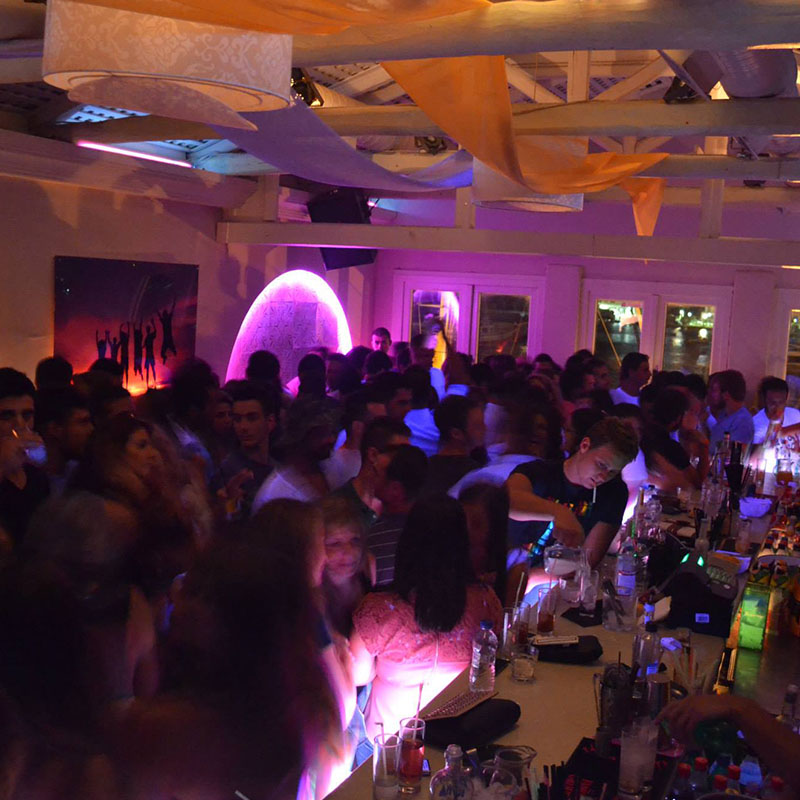 Joy Cafe Cocktail Bar