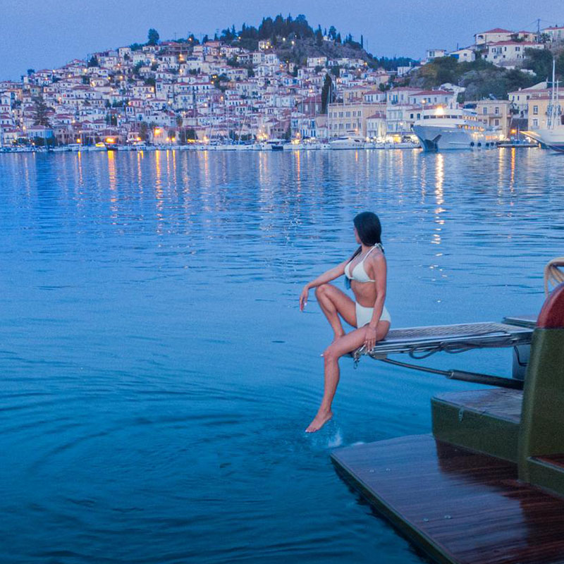 La Professora Poros Daily Trips