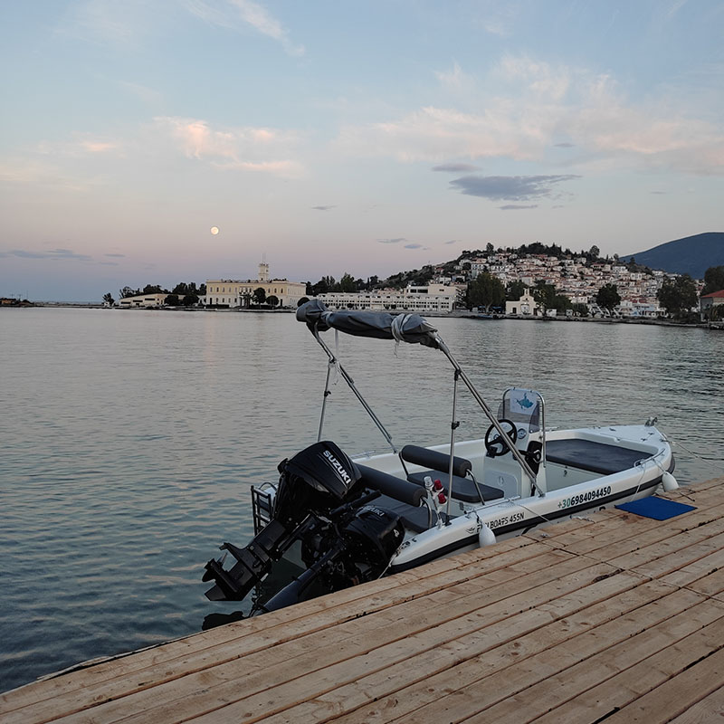 Rent a Boat Poros