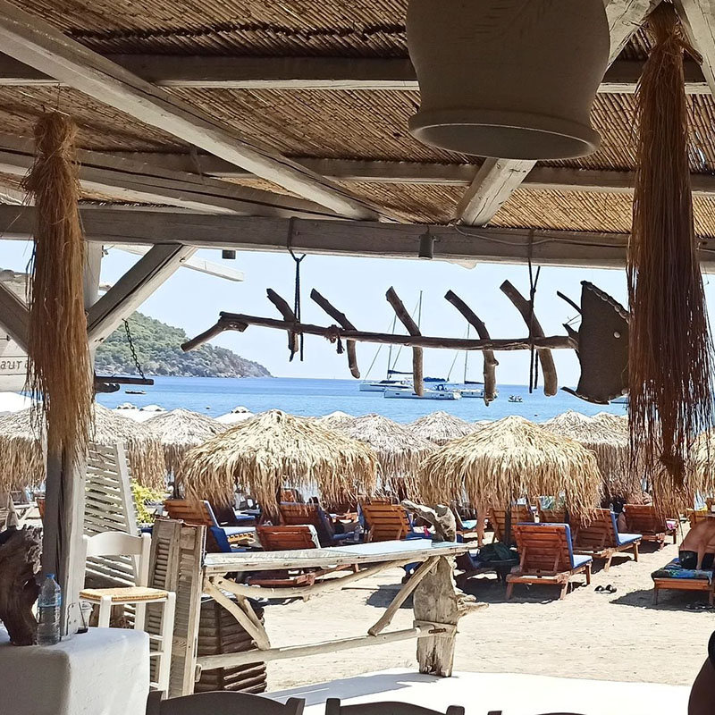 Kanali Restaurant Poros