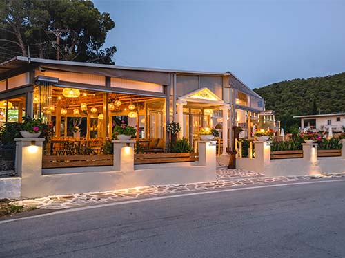 Colona Grill House - Restaurant