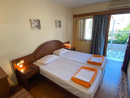 Karavolos Rooms Poros