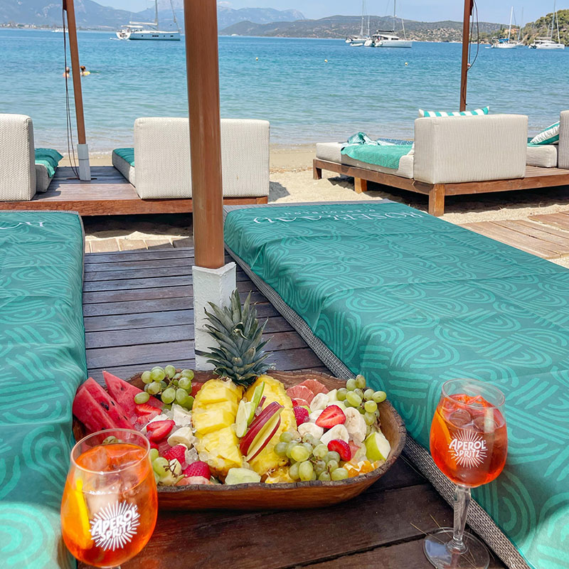 Seen Beach Bar Poros