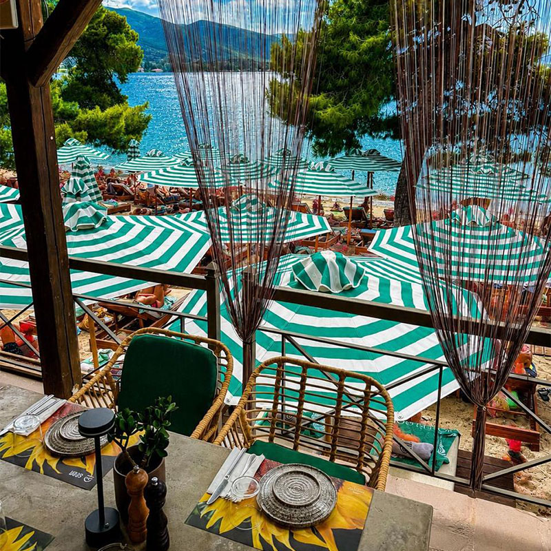 Seen Beach Bar Poros